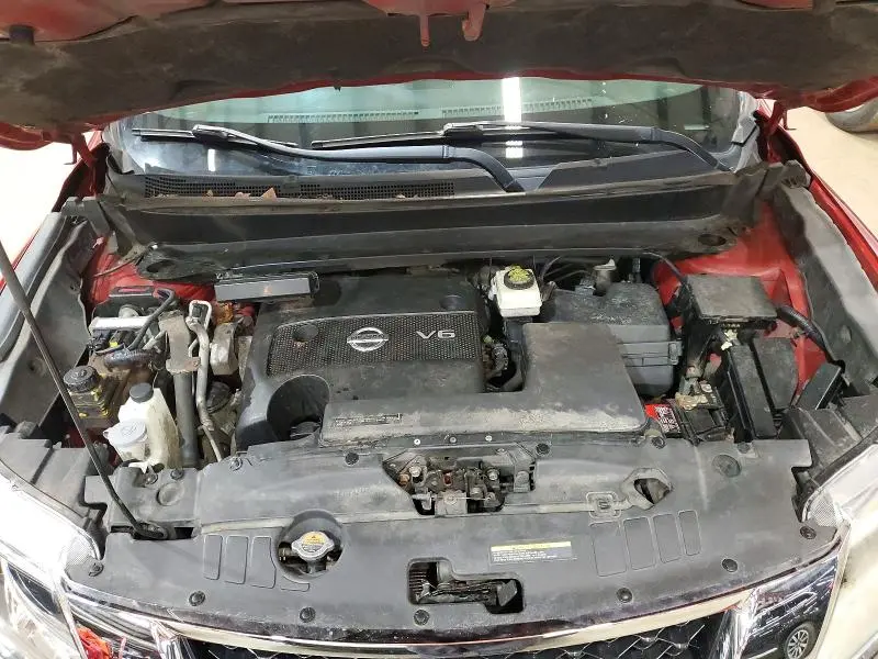 2014 NISSAN PATHFINDER SV  