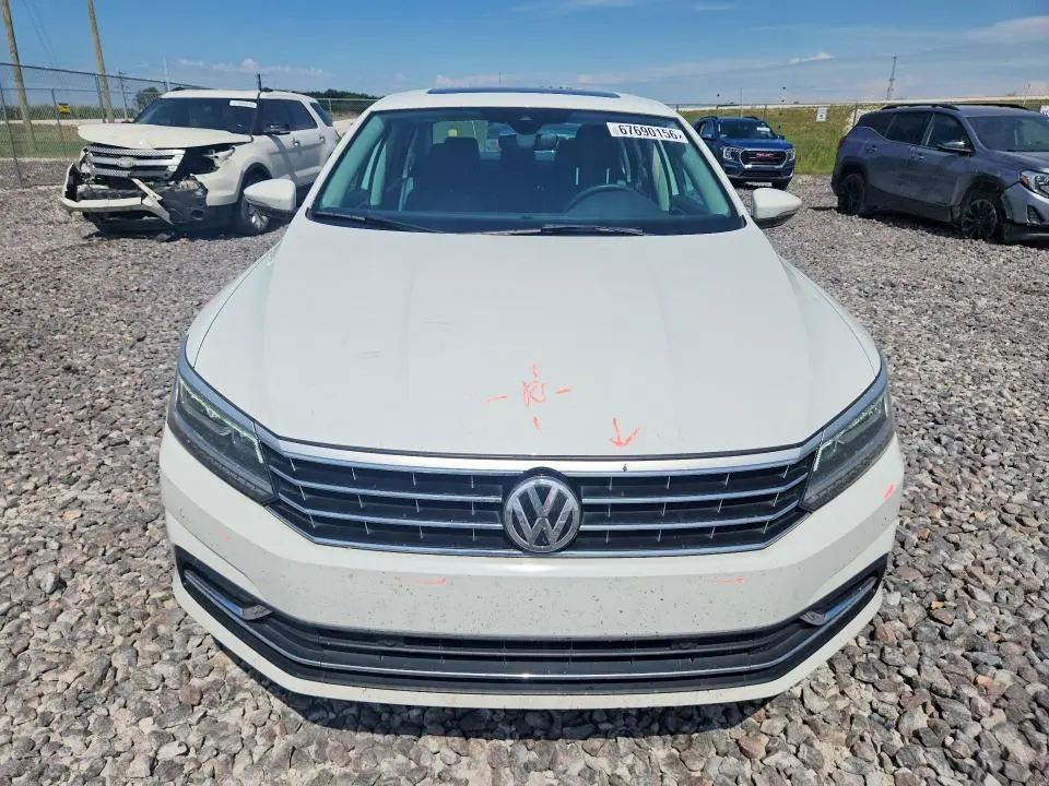 2017 VOLKSWAGEN PASSAT SEL PREMIUM  