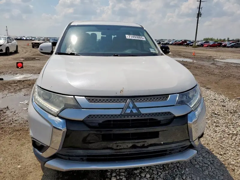 2019 MITSUBISHI OUTLANDER SE  