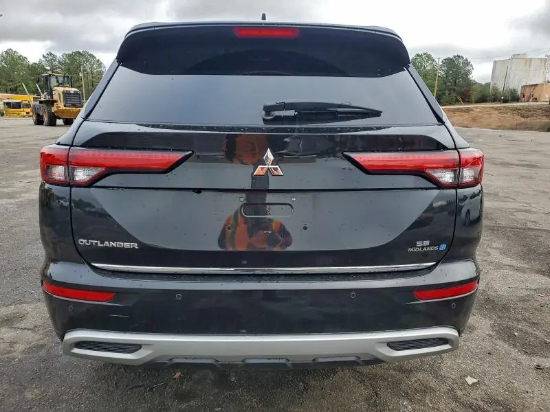 2022 MITSUBISHI OUTLANDER SE  