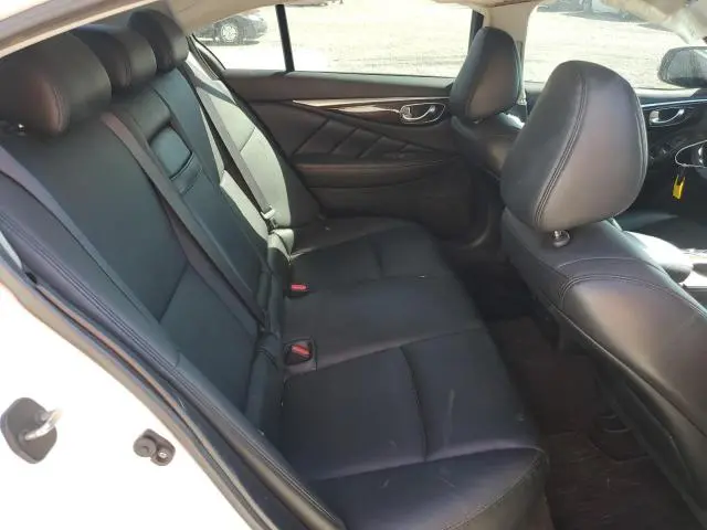 2018 INFINITI Q50 LUXE  