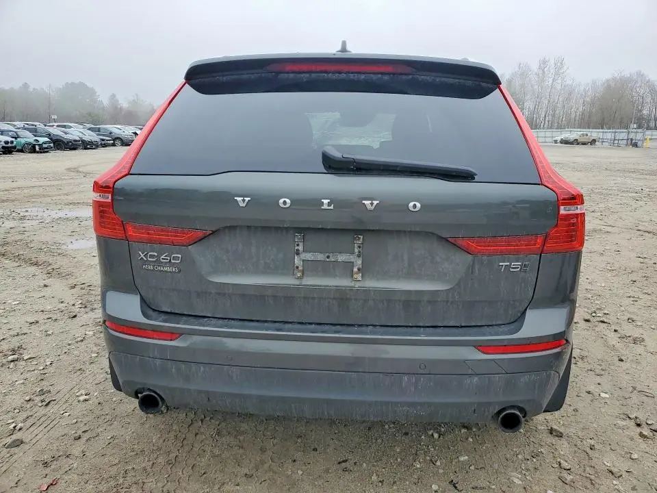 2019 VOLVO XC60 T5  