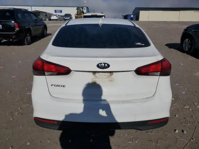 2018 KIA FORTE LX  