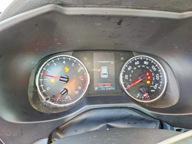 2022 TOYOTA RAV4 LE  