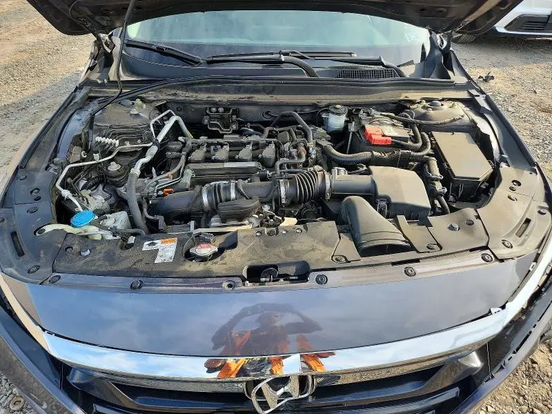 2018 HONDA ACCORD LX  