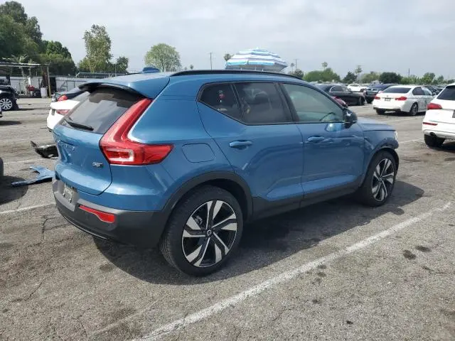 2024 VOLVO XC40 ULTIMATE  