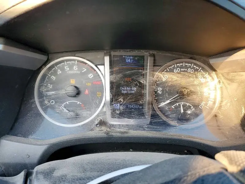 2018 TOYOTA TACOMA SR5 V6  