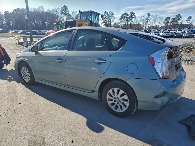 2012 TOYOTA PRIUS PLUG-IN   
