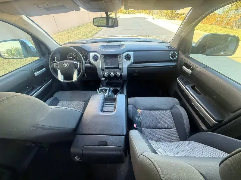 2014 TOYOTA TUNDRA SR5  