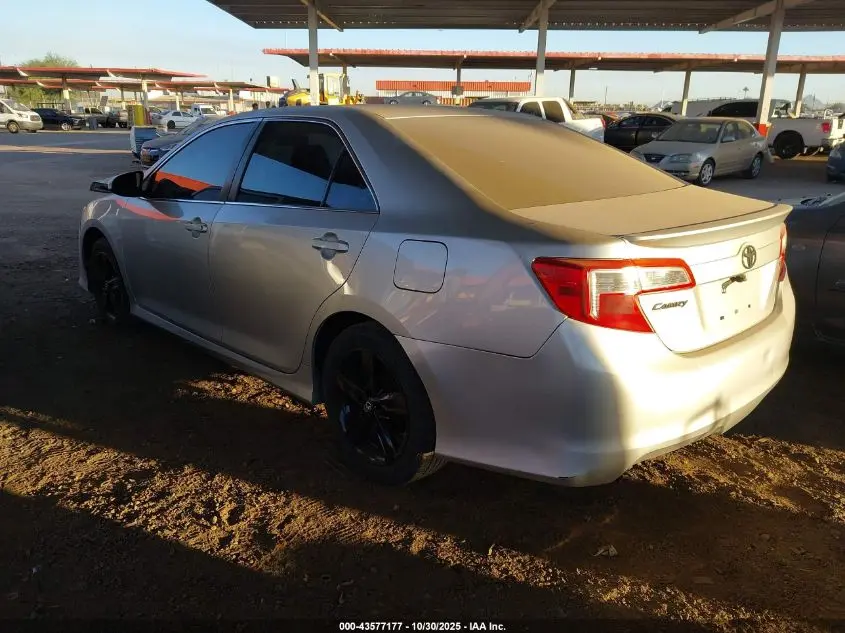 2013 TOYOTA CAMRY SE