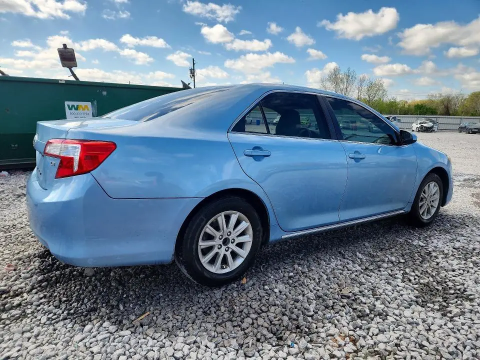 2012 TOYOTA CAMRY LE  