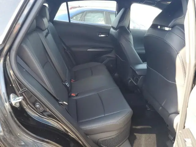 2024 TOYOTA VENZA LE  