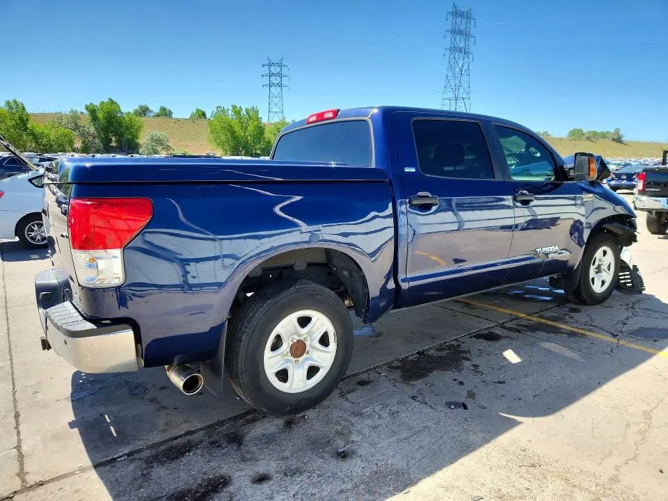 2011 TOYOTA TUNDRA CREWMAX SR5  