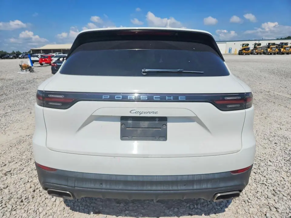 2019 PORSCHE CAYENNE   