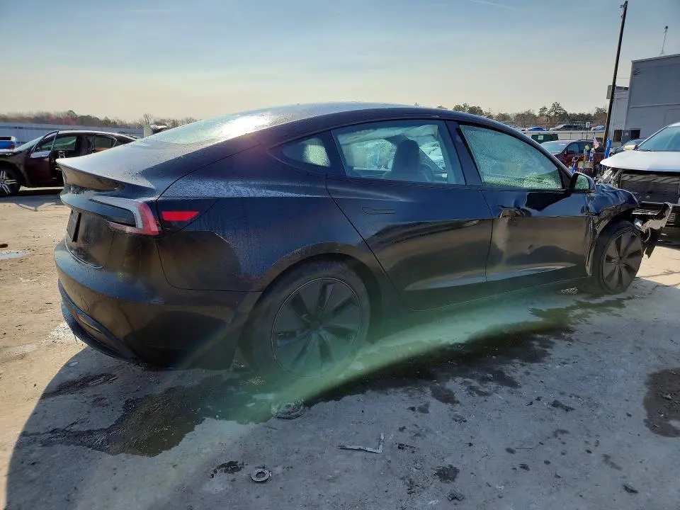 2025 TESLA MODEL 3   