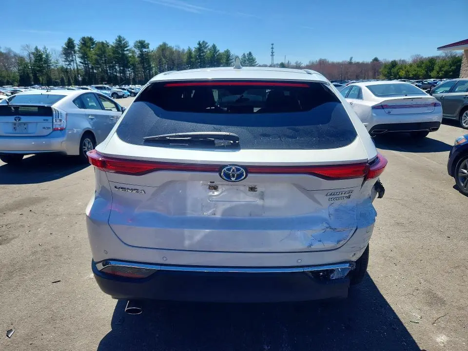 2021 TOYOTA VENZA LIMITED  