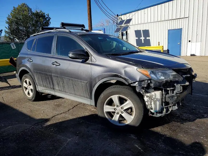 2013 TOYOTA RAV4 XLE  