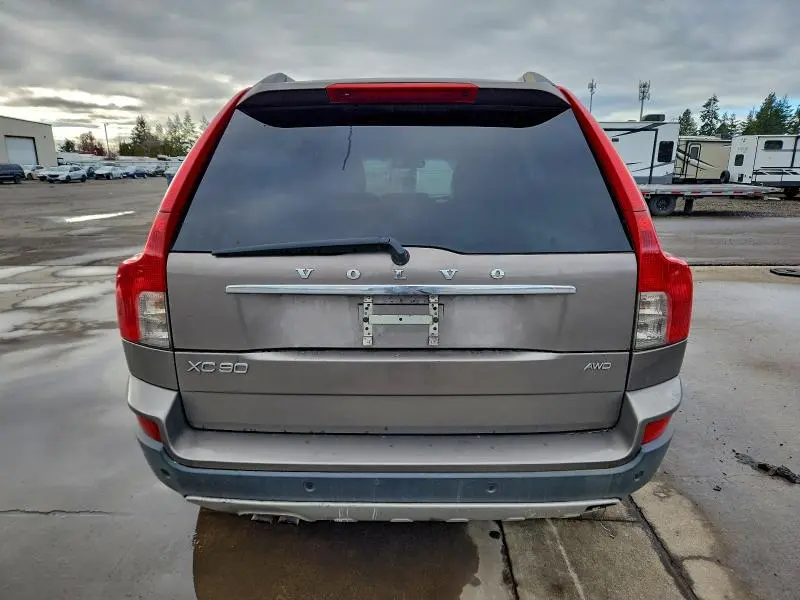 2011 VOLVO XC90 3.2  