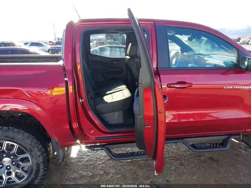 2024 CHEVROLET COLORADO 4WD LT