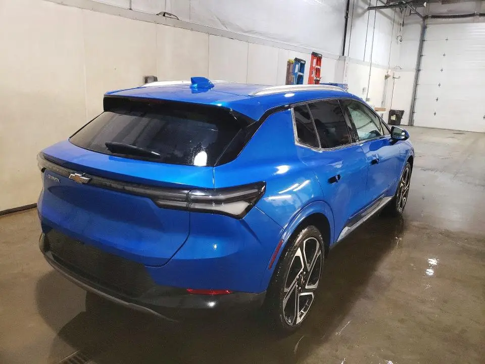 2025 CHEVROLET EQUINOX LT  