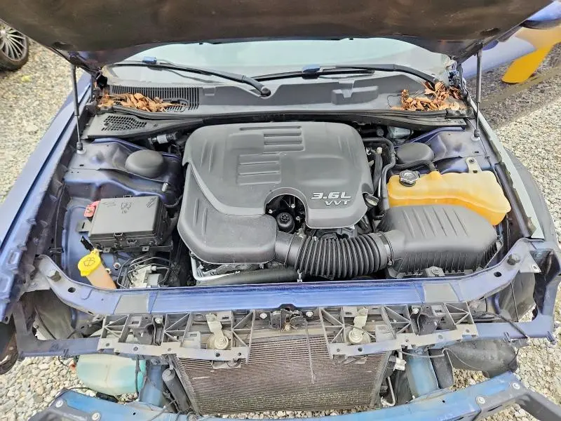 2016 DODGE CHALLENGER SXT  