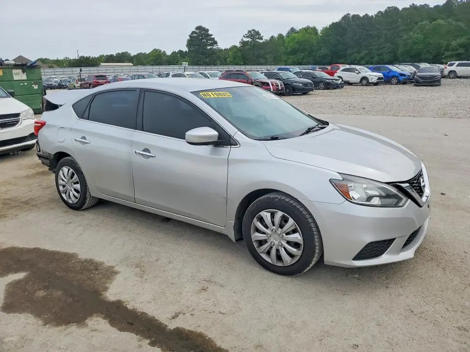 2016 NISSAN SENTRA SV  