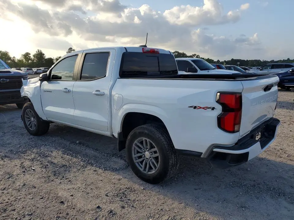2024 CHEVROLET COLORADO LT  