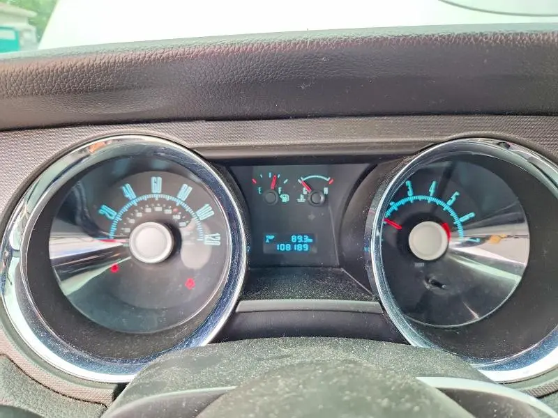2010 FORD MUSTANG   