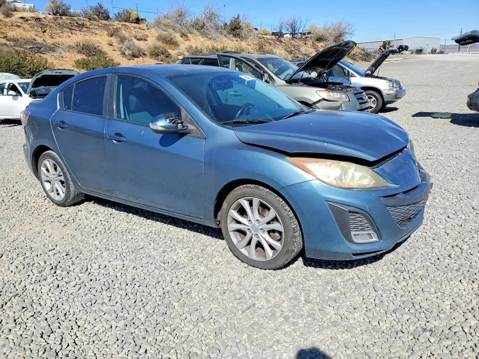 2010 MAZDA 3 S  
