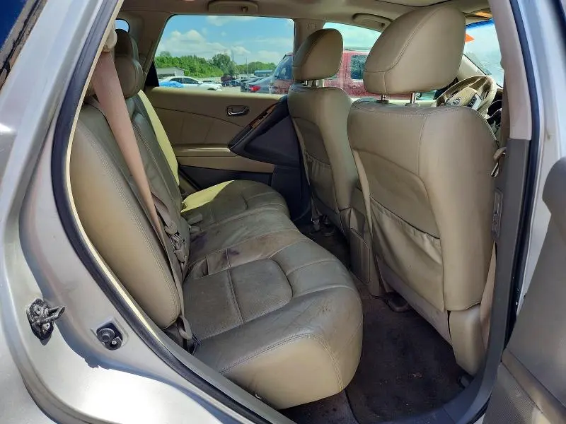 2011 NISSAN MURANO S  