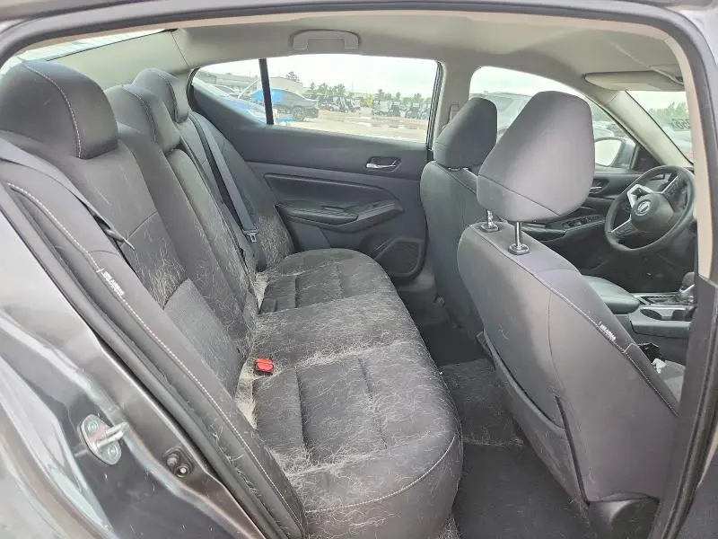 2022 NISSAN ALTIMA SV  