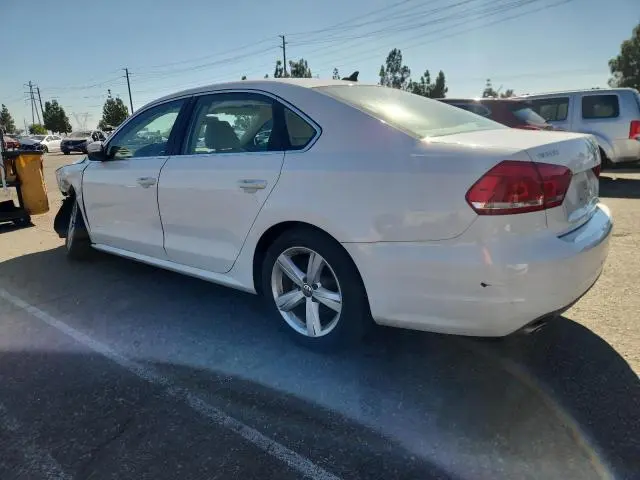 2013 VOLKSWAGEN PASSAT SE
