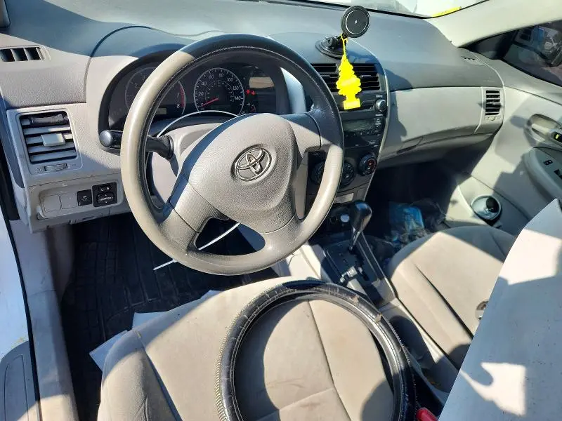 2010 TOYOTA COROLLA BASE  