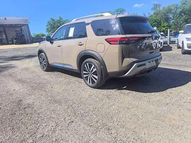 2024 NISSAN PATHFINDER PLATINUM  