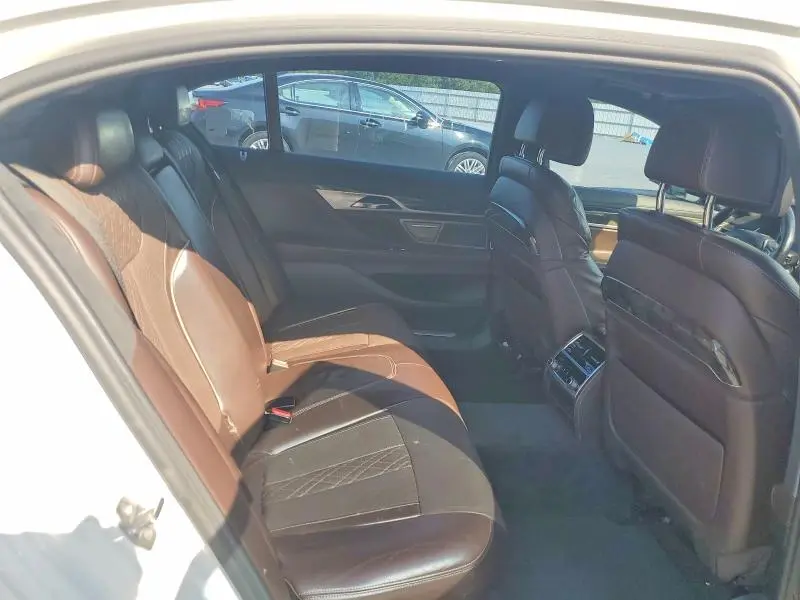2017 BMW 750 XI  