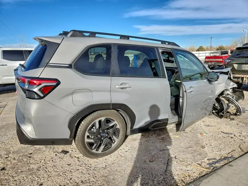 2025 SUBARU FORESTER LIMITED  