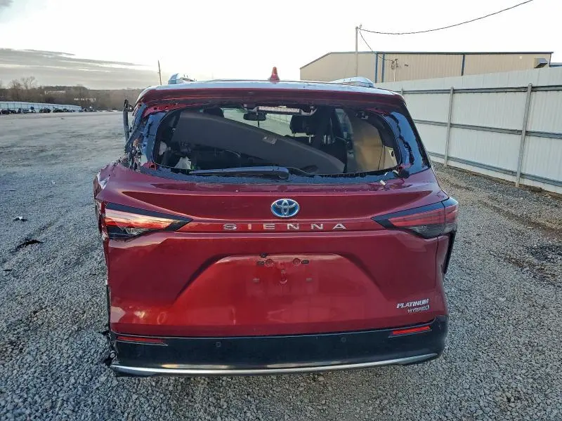 2024 TOYOTA SIENNA LIMITED  