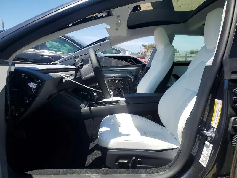 2026 TESLA MODEL 3   
