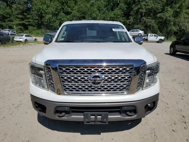2017 NISSAN TITAN SV  