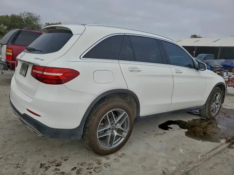 2019 MERCEDES-BENZ GLC 300  