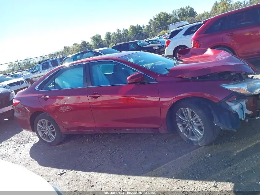 2016 TOYOTA CAMRY SE