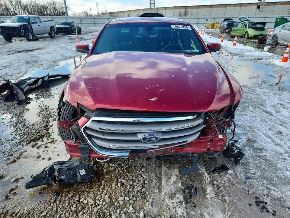 2019 FORD TAURUS SEL  