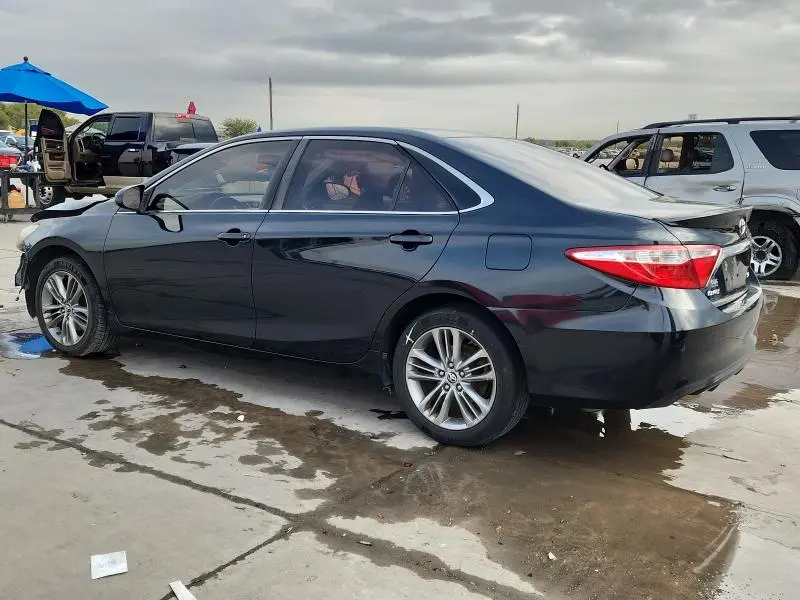 2015 TOYOTA CAMRY LE  