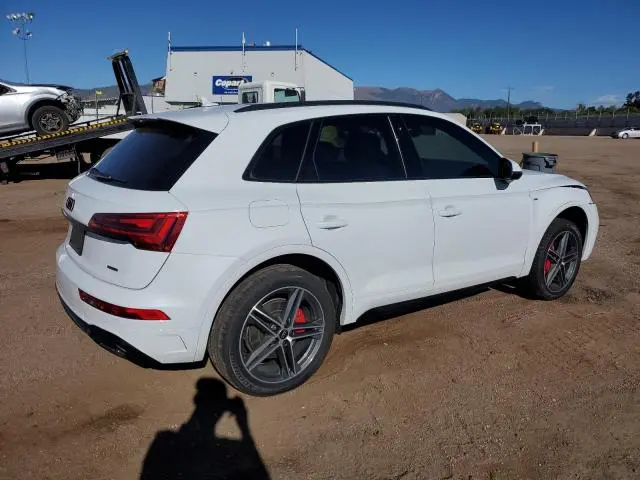 2024 AUDI Q5 E PREMIUM PLUS 55