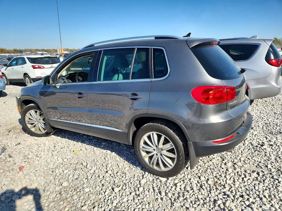 2012 VOLKSWAGEN TIGUAN S  
