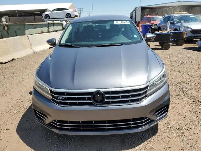 2017 VOLKSWAGEN PASSAT R-LINE  