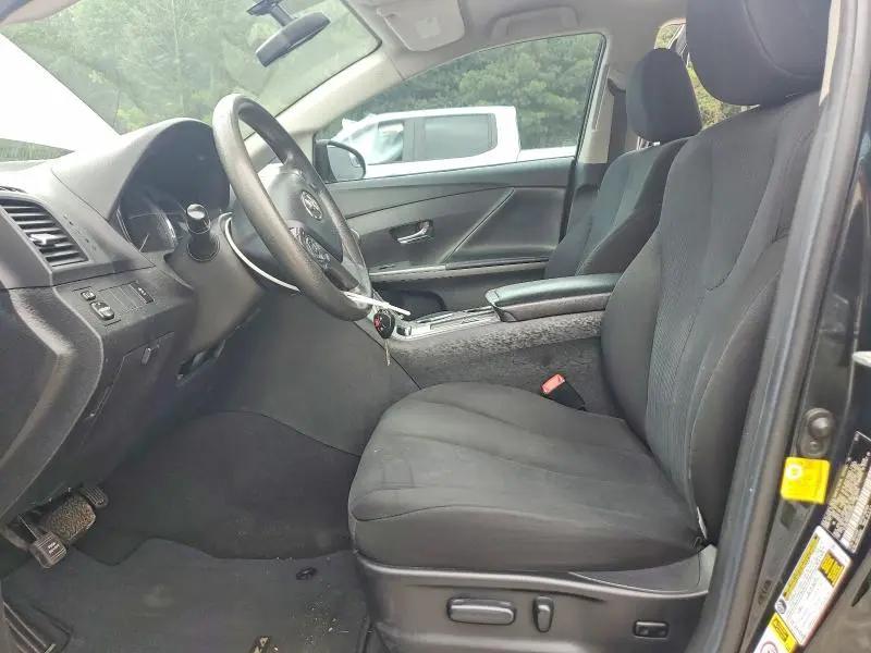 2013 TOYOTA VENZA LE  