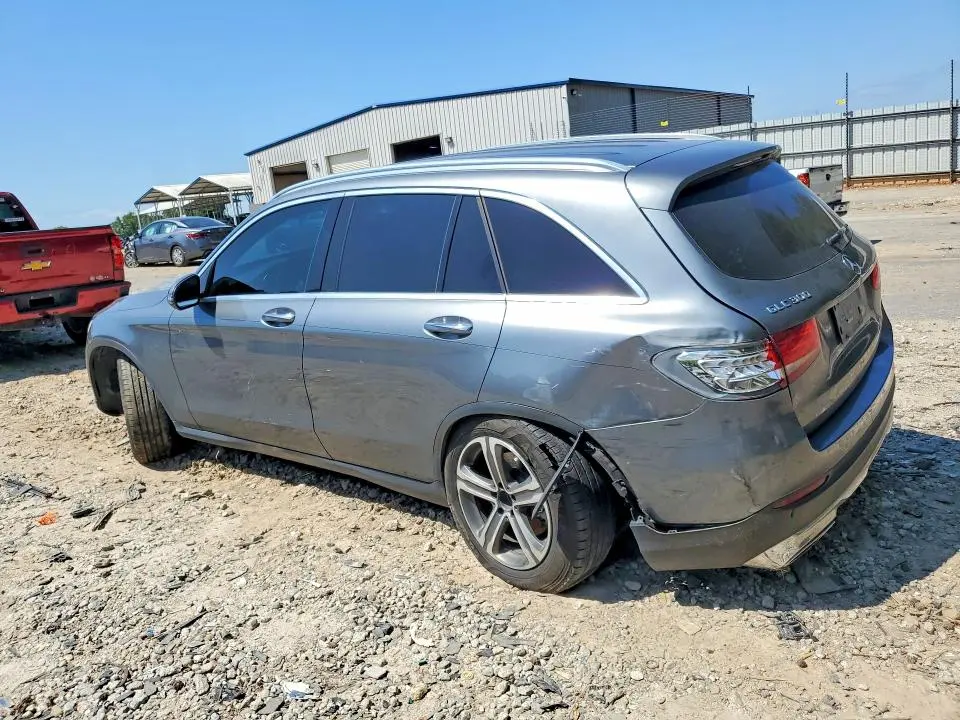 2017 MERCEDES-BENZ GLC 300  