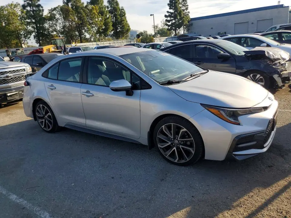 2020 TOYOTA COROLLA SE  