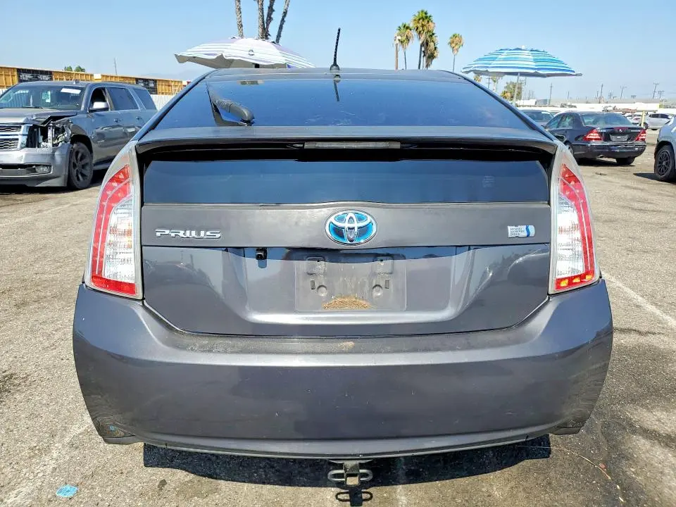 2013 TOYOTA PRIUS TWO  